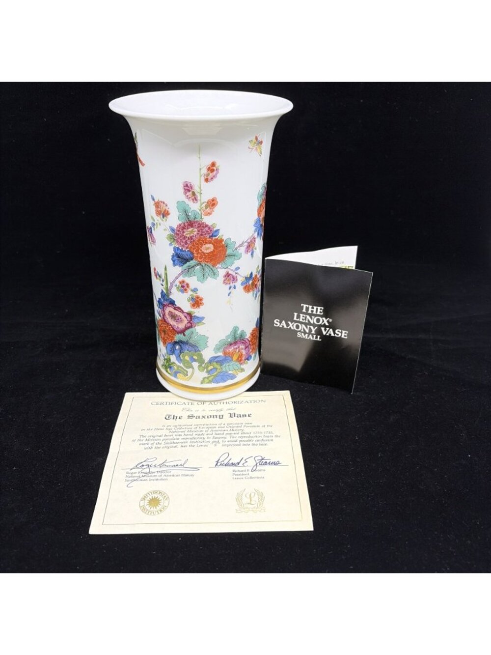 Lenox Smithsonian Saxony Vase Small 8" Meissen Reproduction COA 8" Vintage USA